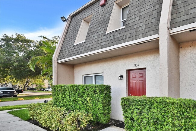 Photo - 3336 Quail Close