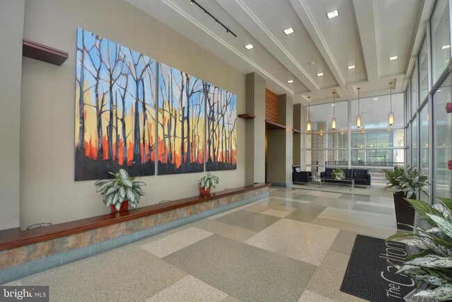 Photo - 4600 S Four Mile Run Dr Unidad 626