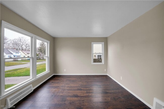 Photo - 18721 Fairway Ave