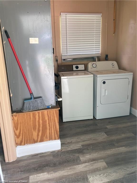 Photo - 1575 Buck St