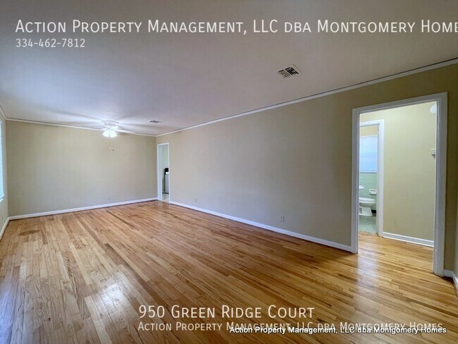 950 Green Ridge Ct