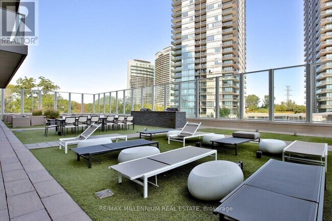 Photo - 36 Park Lawn Rd Unit 2110