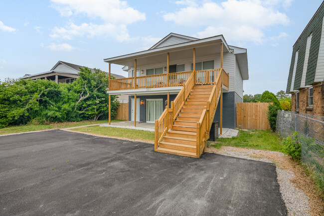 Photo - 3811 Pretty Lake Ave Townhome