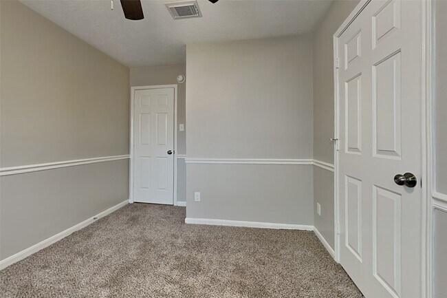 Photo - 31115 Perlican Dr