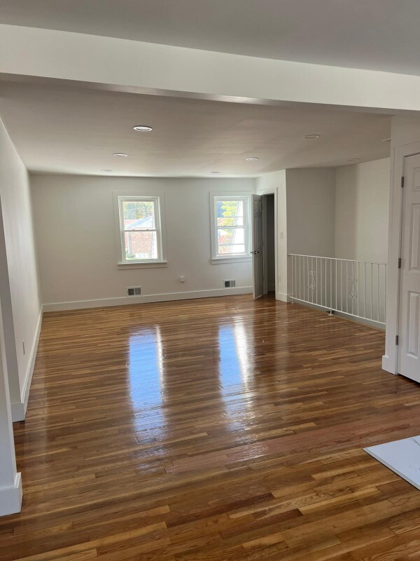 505 Adams Ln Unit 2BR