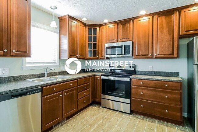 Photo - 4 Bedroom Pet-Friendly Home in RALEIGH, NC with Main Street Renewal