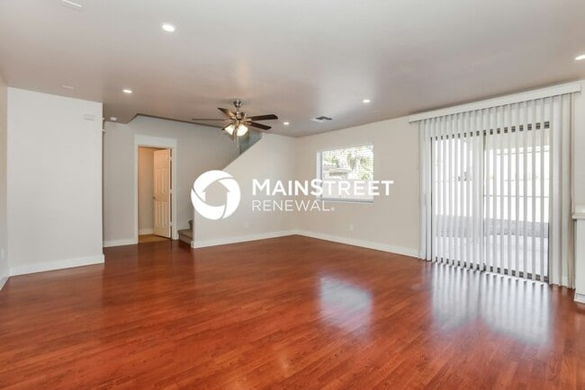 Photo - 3 Bedroom Pet-Friendly Home in SAN TAN VALLEY, AZ with Main Street Renewal