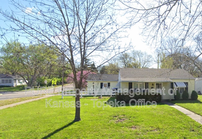 Building Photo - 2300 SW Eveningside Dr Rental