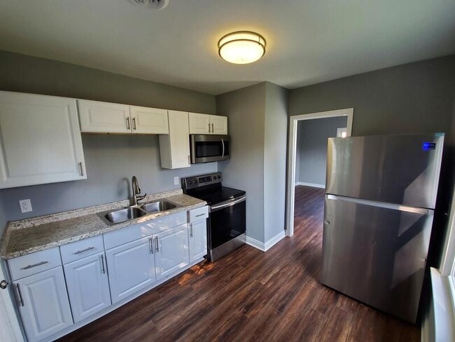 Photo - 1803 Elkridge Ln