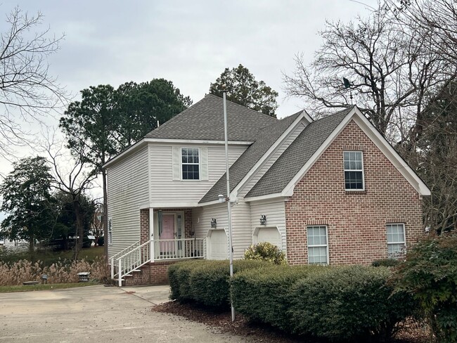 Photo - 8820 Canterbury Crest Ln House