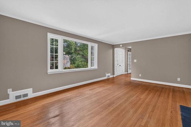 Photo - 7215 Rollingwood Dr
