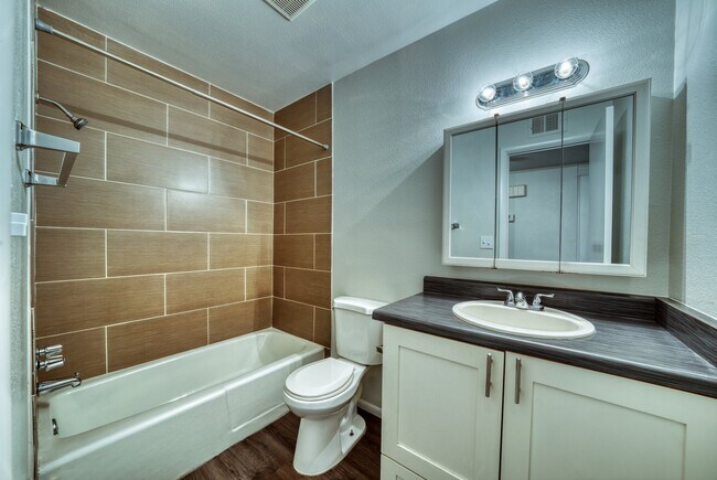 Photo - Connect on University Apartments