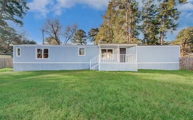 Building Photo - 13419 Commander Cir