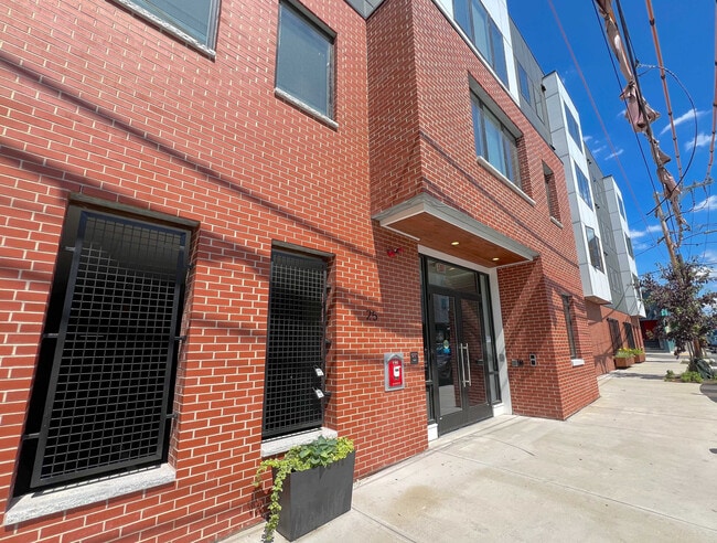 Building Photo - 25 2nd St Unit 201 Rental