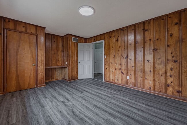 Photo - 1816 Greenwood-NOW PRE-LEASING!