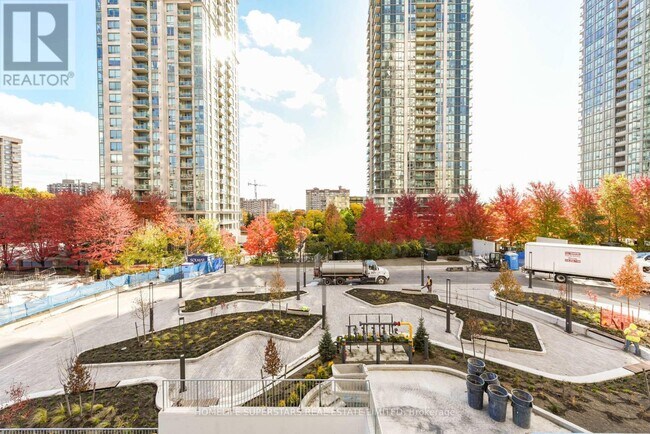 Photo - 30 Elm Dr W Unit 2907