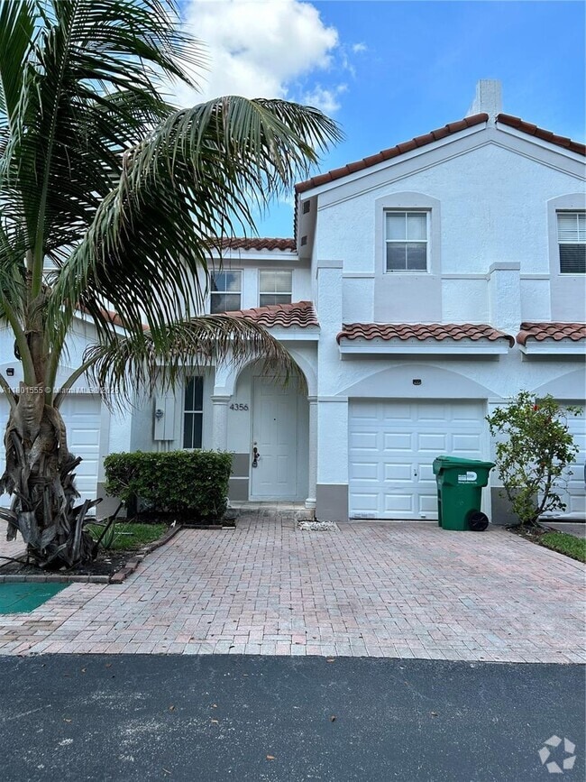 Building Photo - 4356 NW 116th Ave Rental