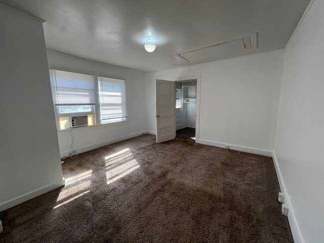 Photo - 3/2 Available Now in West Greenville!