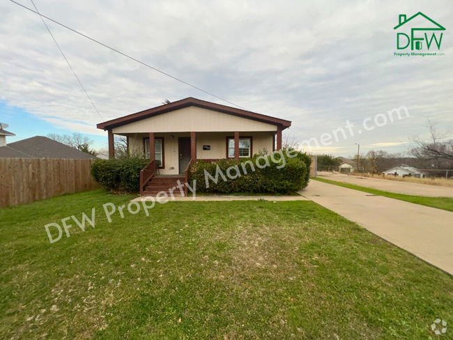 Building Photo - Charming 3-bedroom, 2-bathroom home in the...