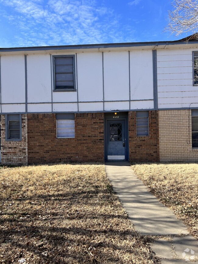 Building Photo - 4402 S Austin St Rental