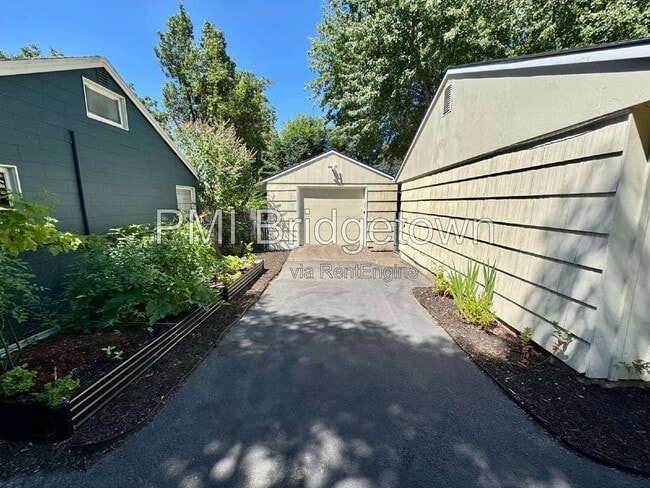 Photo - 9725 SE 29th Ave