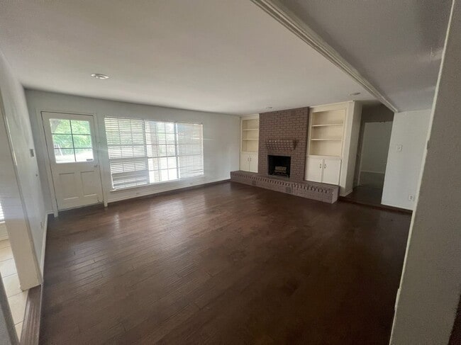 Photo - 3813 Whiterock Trail