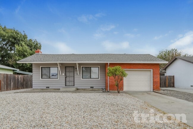 Building Photo - 1613 James St