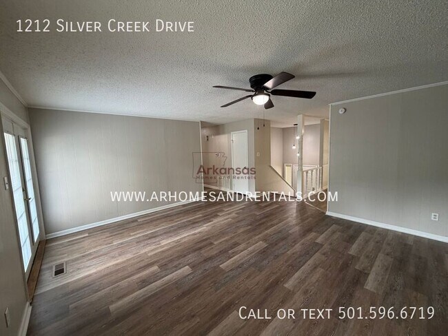 Photo - 1212 Silver Creek Dr