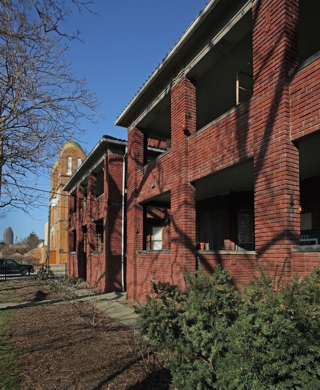 Exterior of building - Fairfield Avenue Flats