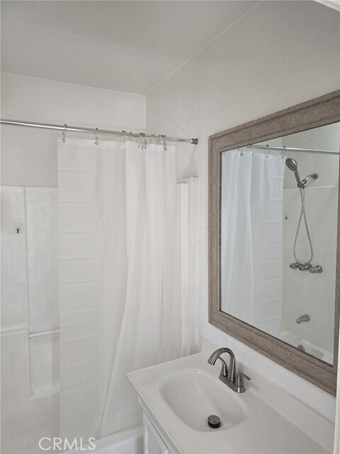 Photo - 2538 Elm Ave Casa