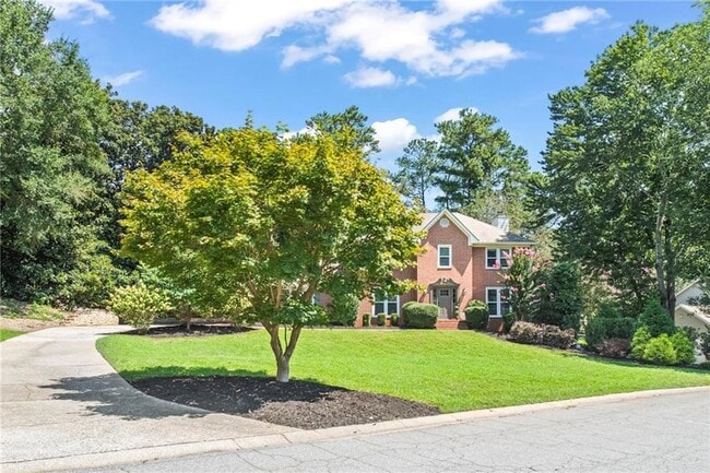 Photo - 3201 Lakeridge Dr SE