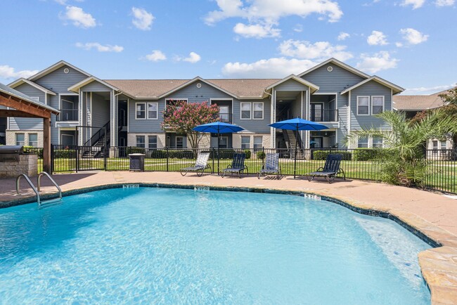 Building Photo - Westpond Rental