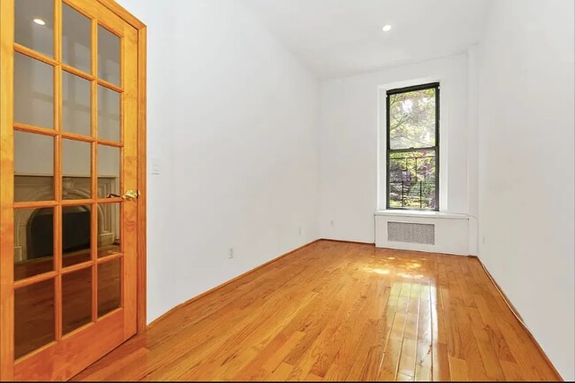 Photo - 125 E 39th St Unidad 3D