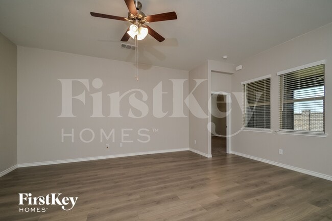 4217 Agatha Ln