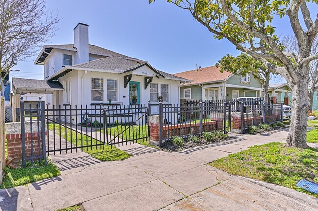 Photo - 3519 Avenue R 1/2