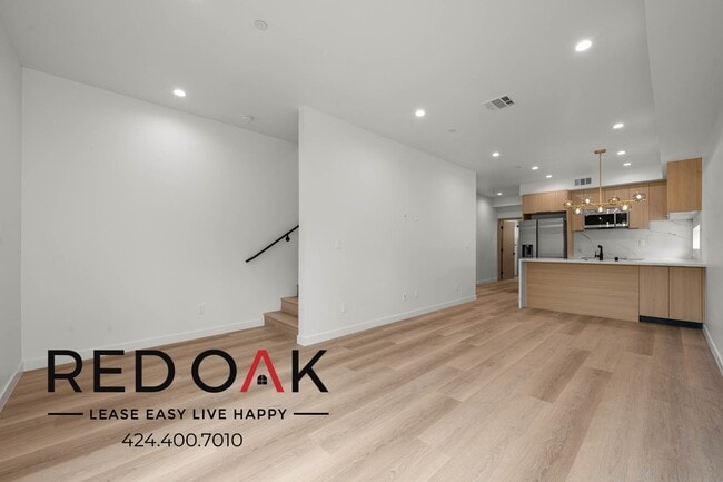 Photo - 2001 Vista Del Mar Ave Unidad 2001 1/2