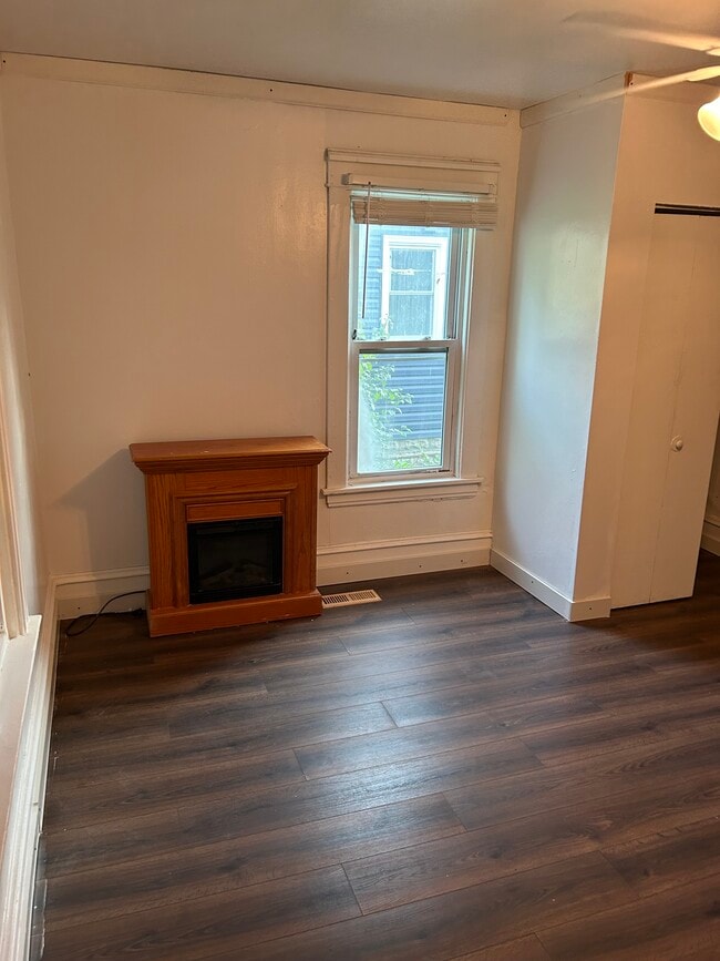 Photo - 4126 Madison St NE Unit 1