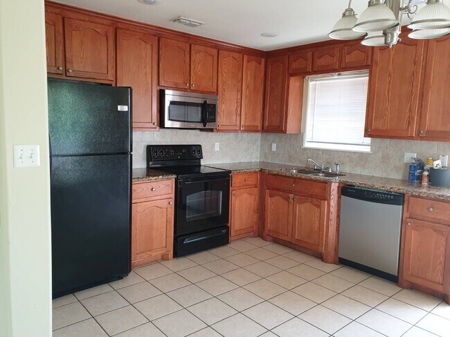 Photo - 1906 Horsetail Fls Unidad B