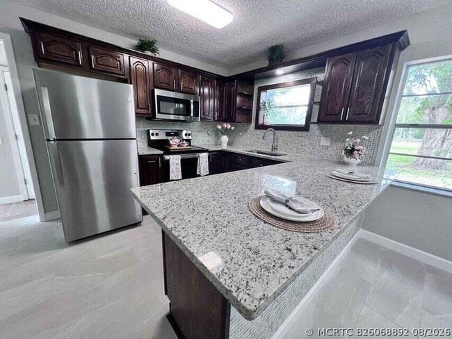 Photo - 2410 S Brocksmith Rd