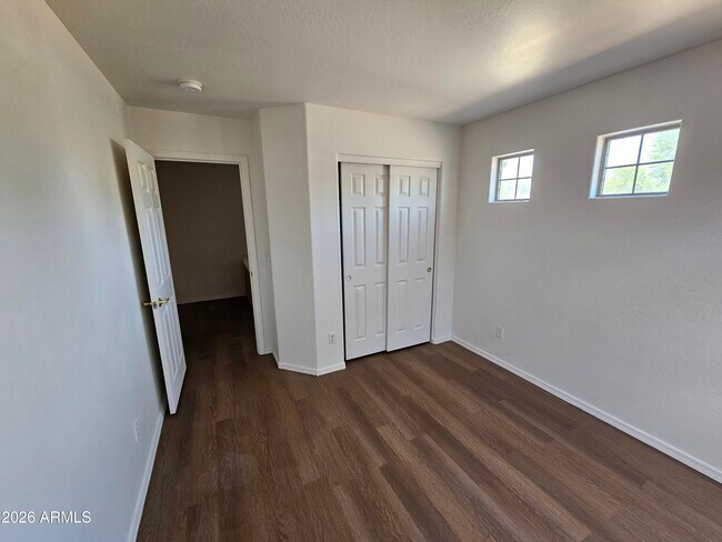 Photo - 10809 W Edgemont Ave