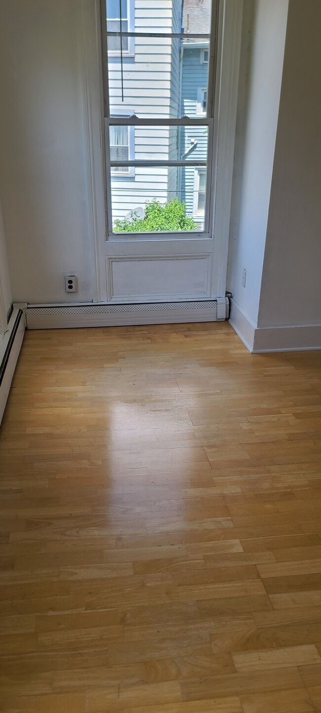 Photo - 43 Division St Unit 2