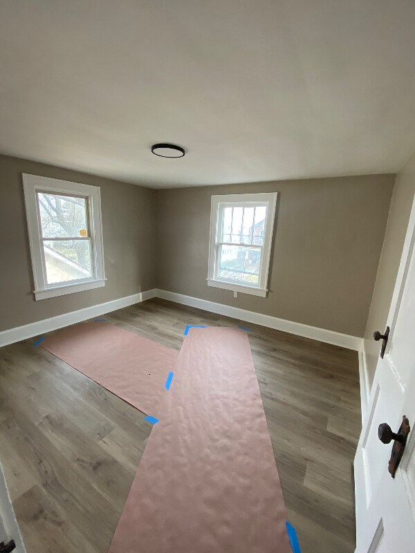 Photo - 185 Rowland Ave