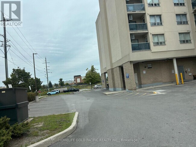 Photo - 160 Wellington St E Unit 310