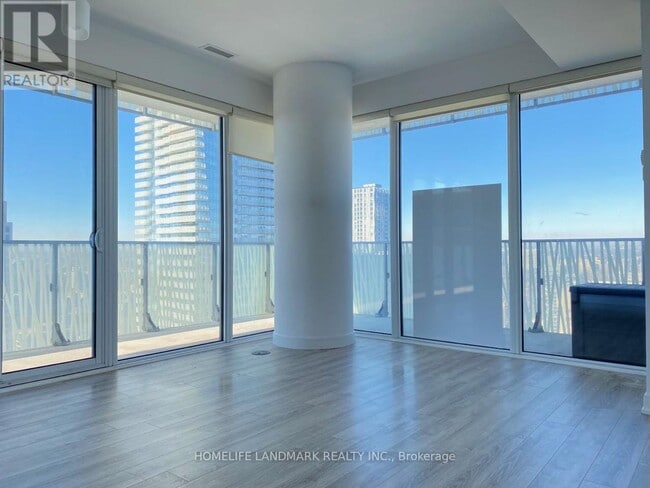 Photo - 42 Charles St E Unité 4606