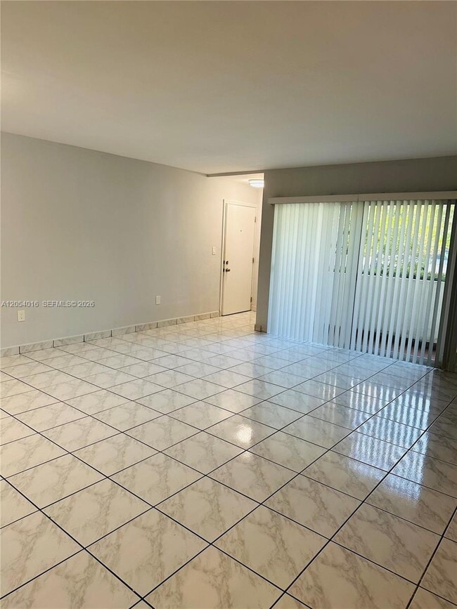 Photo - 9354 SW 77th Ave Unit I1