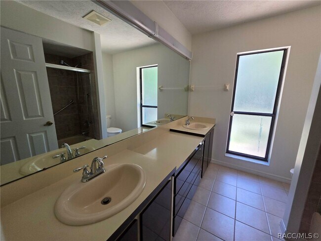 Photo - 1600 W Ivorywood Dr