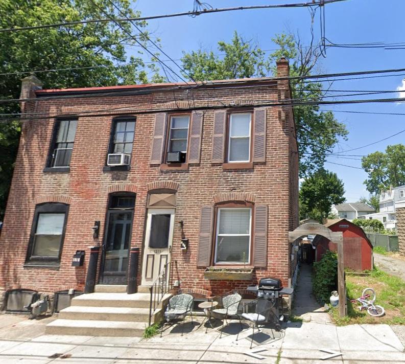 Photo - 1311 Holland St