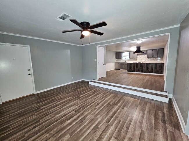 Photo - 10217 Teagarden Rd Unit Apt B