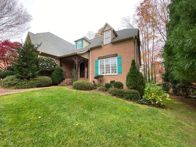 Photo - 330 Coventry Park Ln