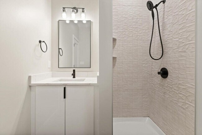 Photo - 1700 Dorchester Ave Unidad 308